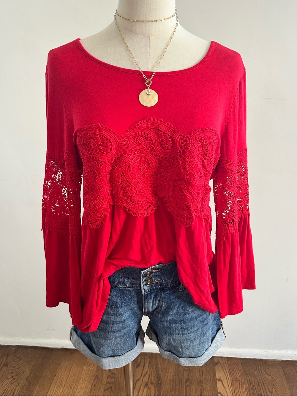 Spense Red Crochet Lace Bell Sleeve Tunic Top Boho Romantic Medium